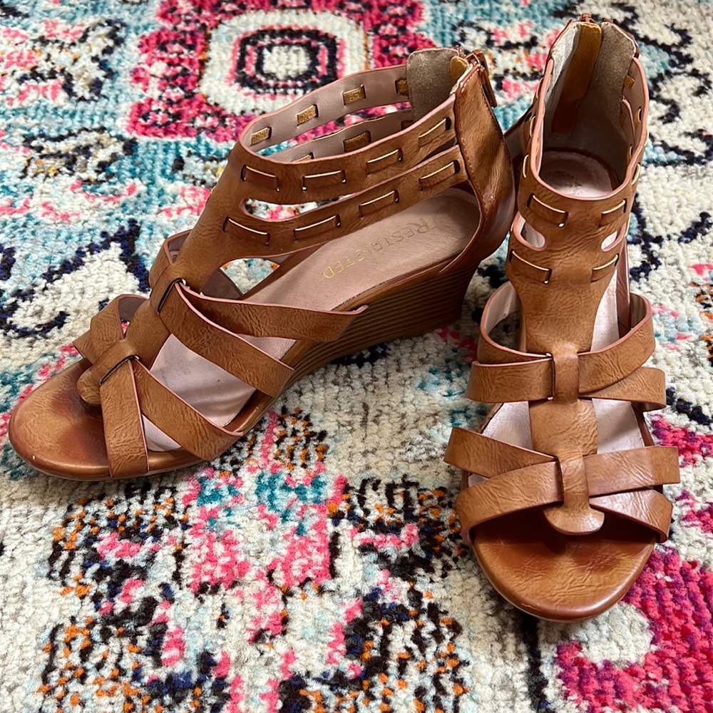 Restricted Wedge Sandals, Womens Size 7.5, tan Brown
